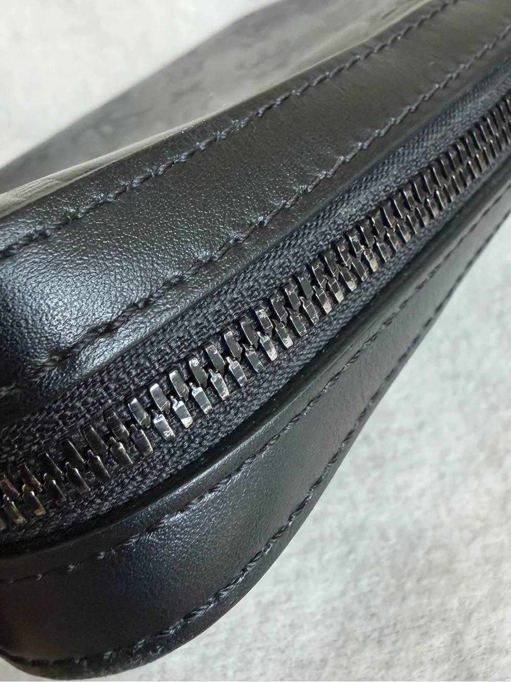 LOUIS VUITTON Monogram Shadow Leather Duo Messenger Bag -Noir